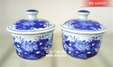 Bát nước có nắp, bát cơm cúng miệng loe, hoa sen vẽ tay men xanh lam, Mã 640023, dk 12 cm cao 12 cm, GỐM TINH VÂN-BÁT TRÀNG