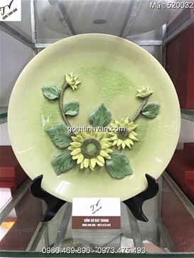 Đĩa trưng bày hoa văn đắp nổi gốm sứ bát tràng đường kính 32cm - 520032