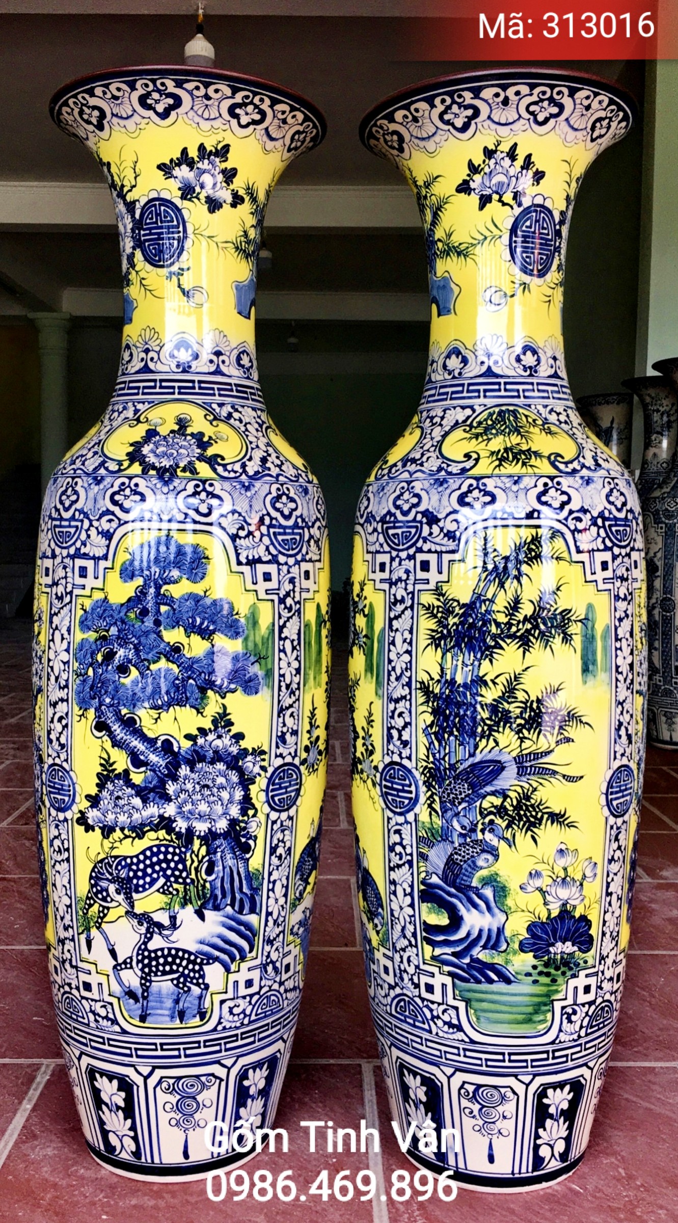 Lọ lục bình men vàng vẽ kỹ cảnh tứ quý ( tùng trúc cúc mai ) mã 313016, cao 1.55m cả chân đế Gốm Tinh Vân-Gốm sứ Bát Tràng cao cấp