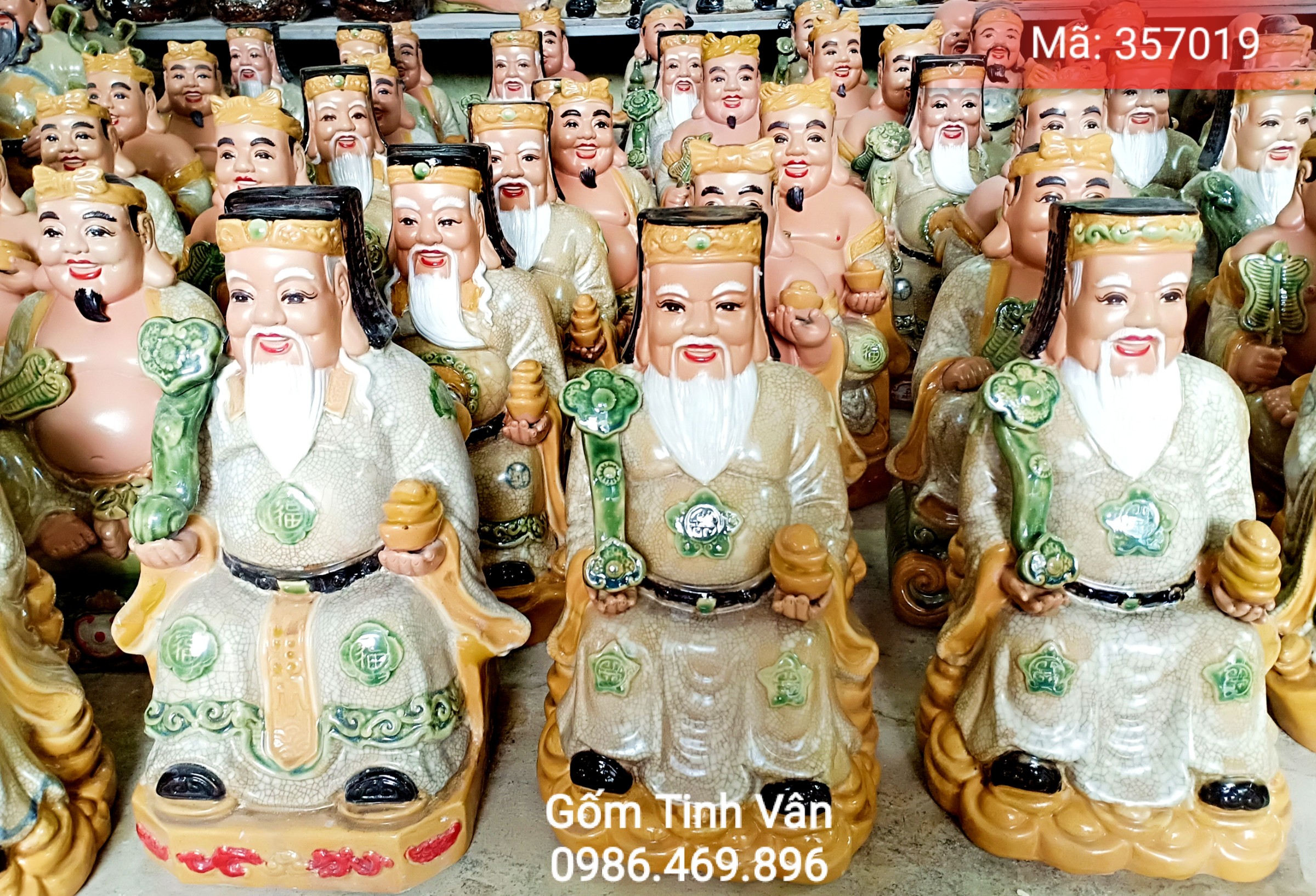 Tượng tài địa, men rạn cổ,cao 18cm, mã 357019-Gốm Sứ Bát Tràng-Tinh Vân