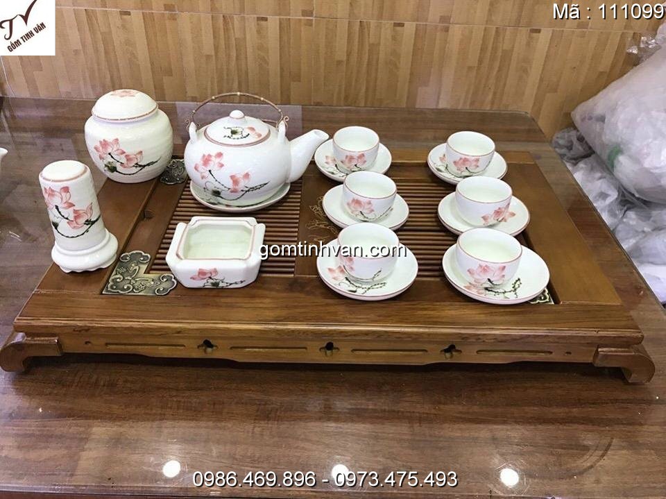 Ấm chén trắng hoa văn gốm sứ bát tràng - 111099