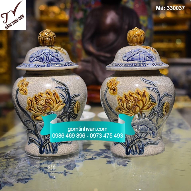 Chóe cúng sen đắp nổi men rạn cổ cao 19cm - 330037