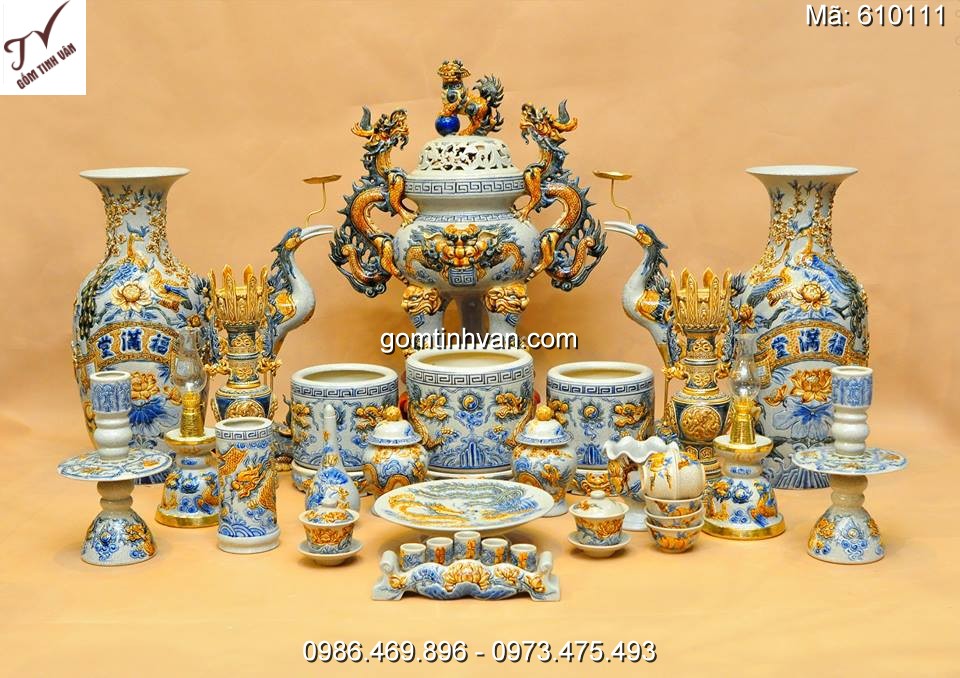 Bộ đồ thờ cúng theo phong thủy gốm sứ bát tràng - 610111