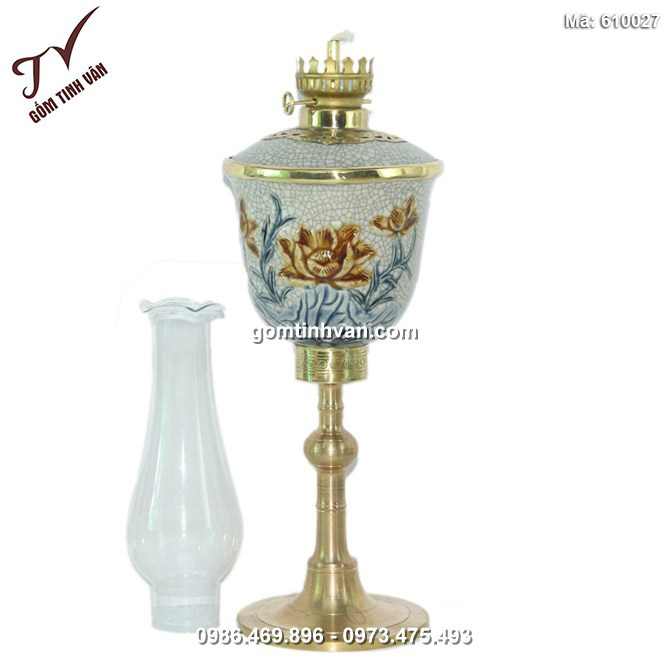 Đèn thờ dáng vuông - Đắp nổi hoa sen - Men rạn - 610027