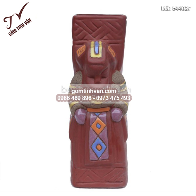 Bình gốm cô gái Tây Nguyên - 544027