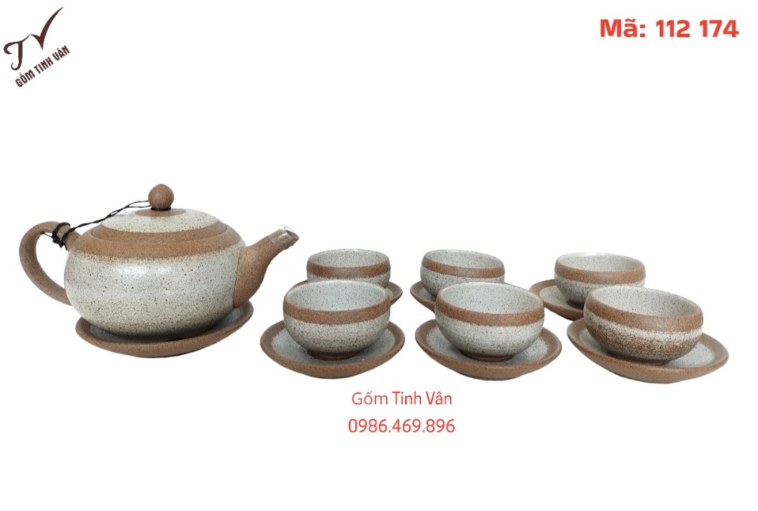 Bộ ấm chén trà, mã 112174,chất liệu gốm tử sa quét,màu xám muối tiêu viền nâu ,lạ mắt,gốm sứ bát tràng tinh vân