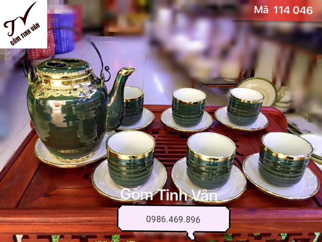 Bộ bình trà men xanh ngoc lục bảo, mã 114046, vân gốm vuốt, bọc viền đồng, khay gỗ chạm khắc, gốm sứ bat tràng, tinh vân