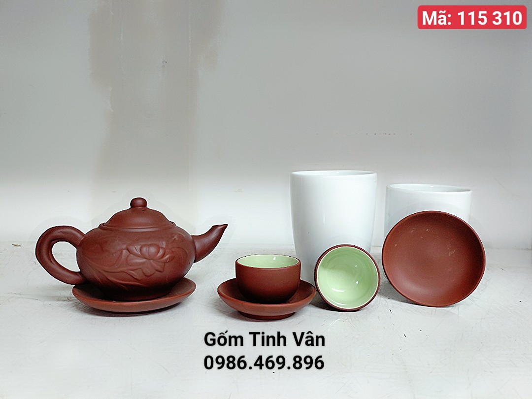 Bộ bình trà gốm tử sa nâu, mã 115310 trọn bộ gồm 1 ấm,6 ly, 7 đĩa,hoạ tiết hoa sen nổi 2D,cổ trang,mộc mạc,đậm chất Châu Á,gốm sứ Bát Tràng Tinh Vân