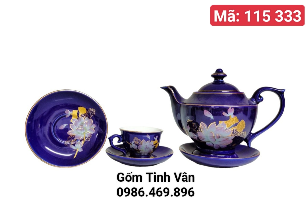 Bộ bình trà men tím viền vàng 24k cao cấp, mã 115333 dáng bình đèn thần quý tộc trọn bộ, hoạ tiết hoa sen hồng viền vàng gồm 1 ấm,6 ly, 7 đĩa,gốm sứ Bát Tràng Tinh Vân