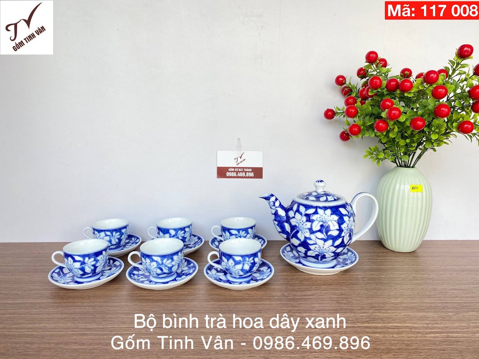 Bộ bình trà hoa dây mã 117008, men xanh lam cổ, dung tích ấm 600ml, dáng tròn sang trọng, tặng kèm hộp trà khô, hoa văn vẽ tay tỉ mỉ, sắc nét, bộ ấm chén gốm sứ bát tràng tinh vân