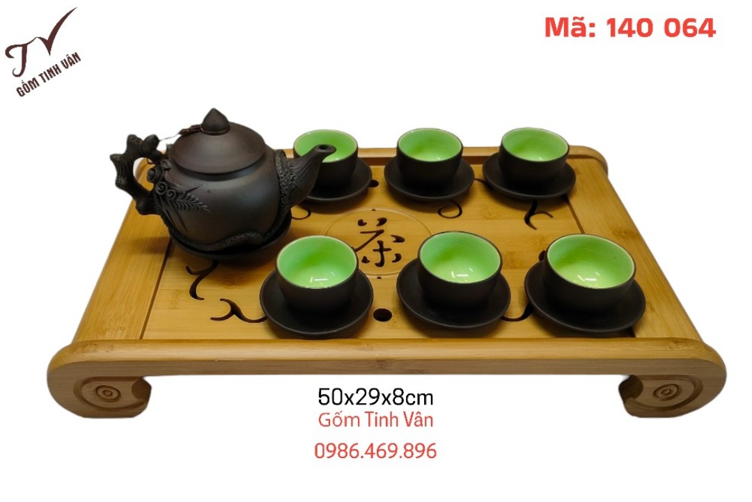 Khay gỗ cao cấp, mã 1400564,chữ nhật,2 cạnh cong dễ cầm,màu vàng sang trọng,lòng khay khắc chữ hoa văn ,2 ngăn,để bày bộ bình trà, ấm chén50x29x8cm