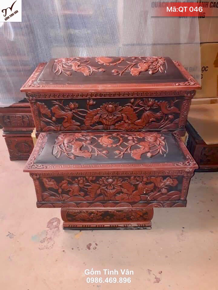 Quách tiểu cải táng gốm đất nung hoa sen đắp nổi, mã QT046, quách ngoài cỡ 75x37x43, tiểu trong cỡ 67x27x33 cm, quách tiểu bốc mộ gốm bát tràng tâm linh