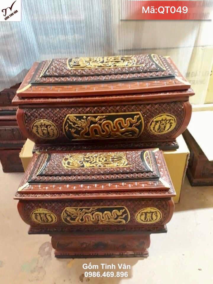 Quách tiểu cải táng gốm đất nung long cuốn thuỷ đắp nổi vẽ vàng dáng cổ, mã QT049, quách ngoài cỡ 75x37x43, tiểu trong cỡ 67x27x33 cm, quách tiểu bốc mộ gốm bát tràng tâm linh