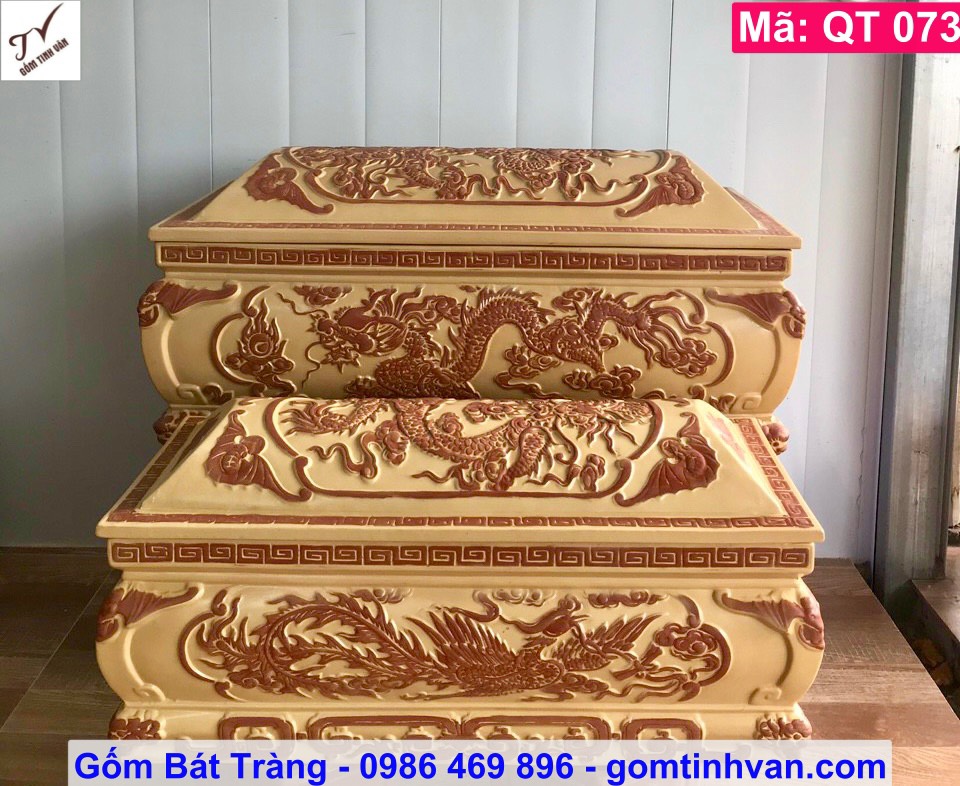 Bộ quách tiểu gốm đất nung nâu vàng hoàng thổ, mã QT073, hoa văn rồng phượng đắp nổi 3D, hoa văn chạm trổ tinh xảo, hũ đựng tro cốt, sang cát, bốc mộ, cải táng, hoả táng, gốm bát tràng tinh vân