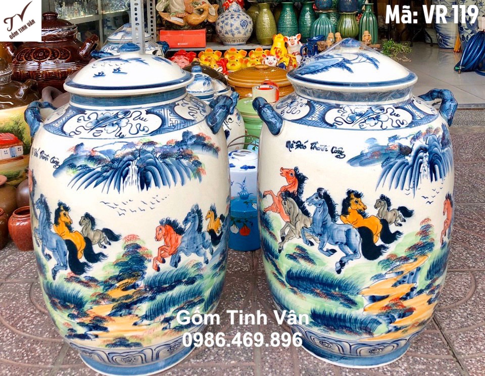 1 chiếc bình ngâm rượu dáng bí 50 lit, mã VR119, vẽ tay cảnh mã đáo thành công, cao 63 đk 42 cm, ngâm rượu ngon, khử andehit, làm mát rươu, trưng bày đẹp, dễ lau chùi sạch sẽ, 2 tai xách tiện dụng, gốm bát tràng