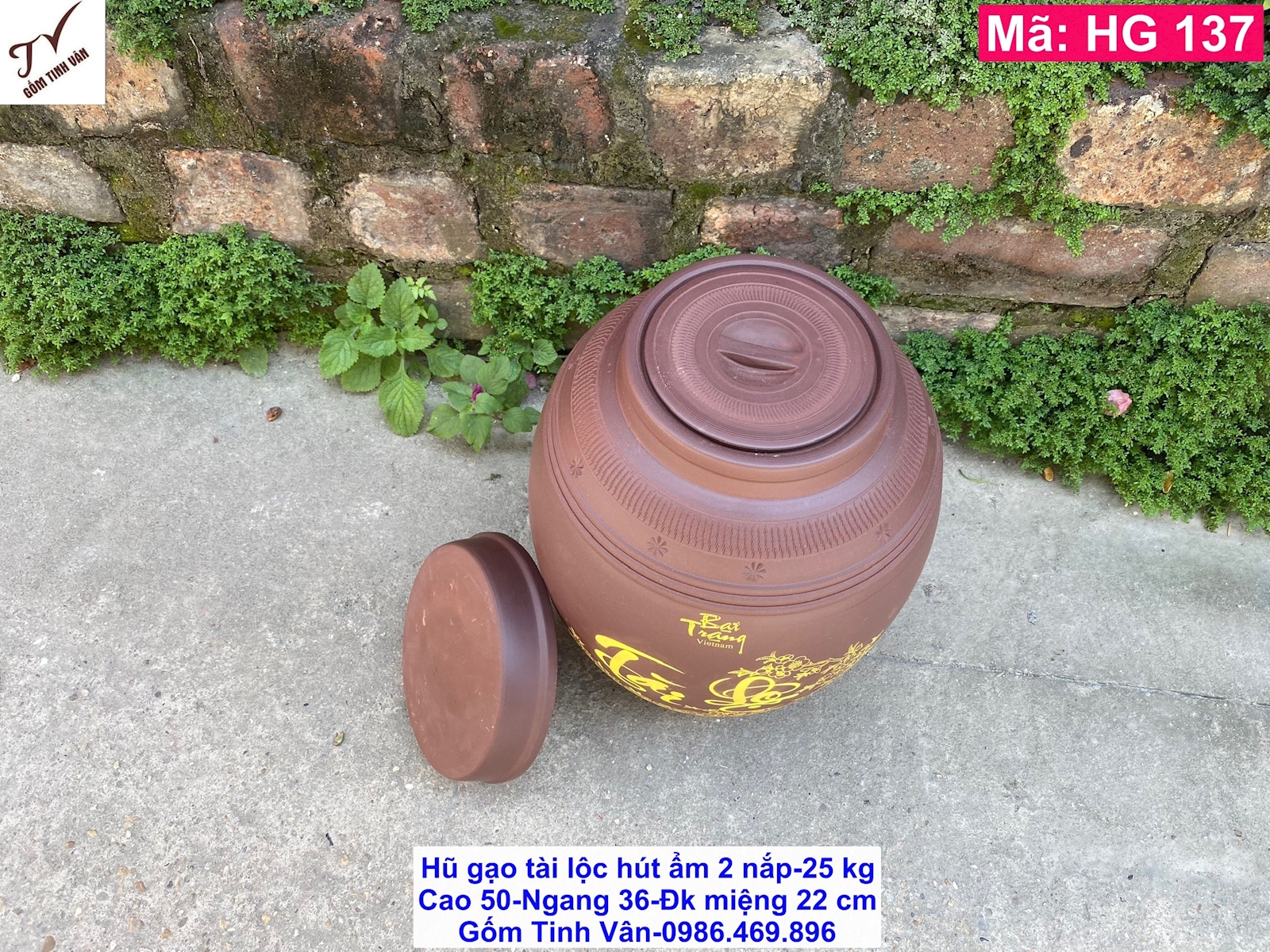 Hũ gạo tài lộc phong thủy 25 kg, có 2 nắp kín, mã HG137, cao 50 ngang 36 đk miệng 22 cm, chất liệu gốm tử sa ko men, hút ẩm, giữ khô gạo, làm mát gạo, chống mối mọt, giữ gạo luôn tươi ngon, khạp đựng gạo, chum sành đựng gạo, gốm sứ bát tràng tinh vân