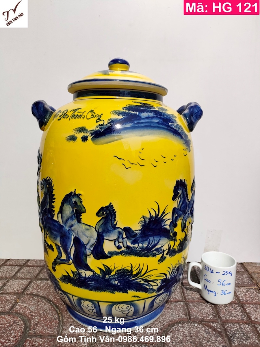 Hũ đựng gạo phong thủy, mã HG121, khạp đựng gạo tài lộc, men vàng, hoa văn mã đáo thành công, đắp nổi 3D, đk miệng 18 cm, cao 56 ngang 38 cm, gốm sứ Bát Tràng Tinh Vân, chống ẩm mốc, chống mối mọt, giữ gạo ngon, khô ráo