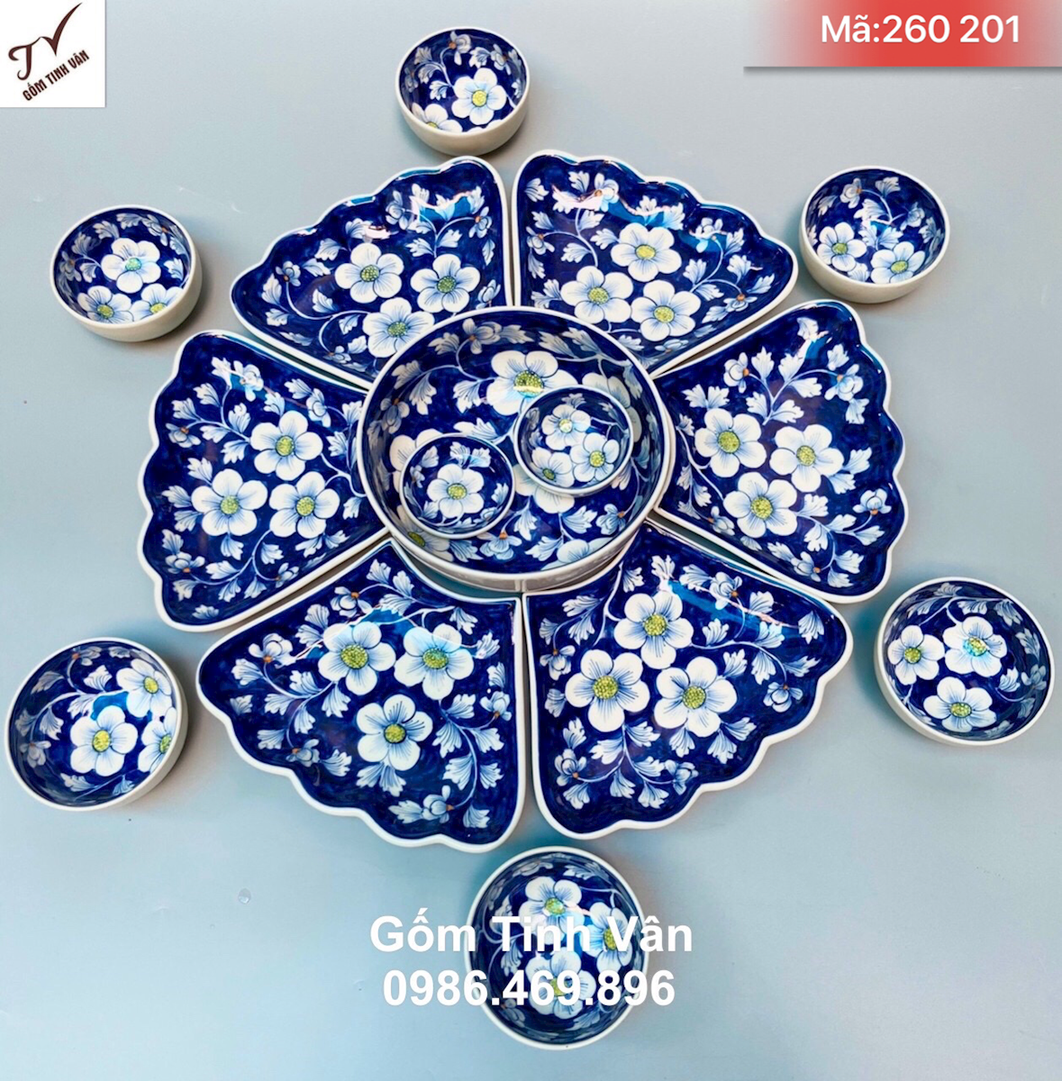 Bộ tô chén đĩa mặt trời hoa băng mai xanh lam truyền thống, mã 260201, bộ gồm 1 tô, 6 chén cơm, 2 chén chấm, 6 đĩa, trang trí mâm cơm sang trọng, đẹp mắt, quà tặng ý nghĩa, chén đĩa hoa mặt trời bát tràng