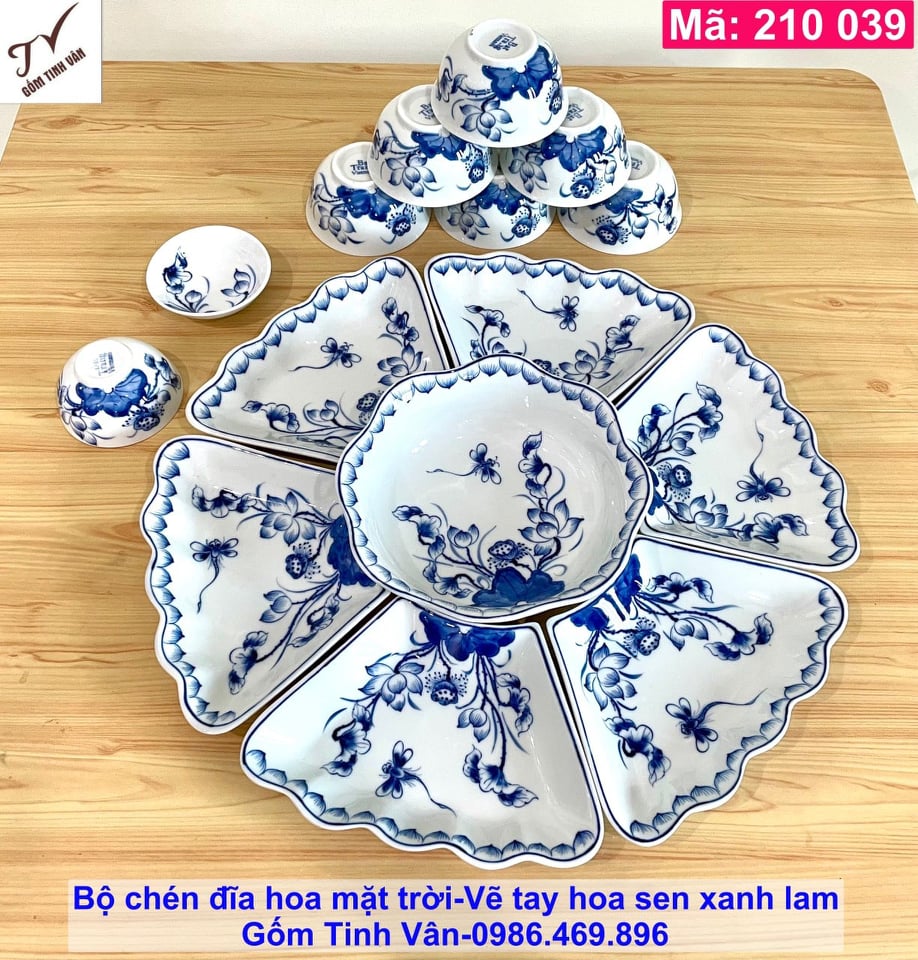 Bộ tô chén đĩa hoa mặt trời, mã 210039, men trắng, vẽ tay chuồn chuồn hoa sen xanh lam truyền thống, tô đĩa miệng lượn mềm mại trang nhã sang trọng, bộ đồ ăn đẹp, gốm sứ bát tràng tinh vân