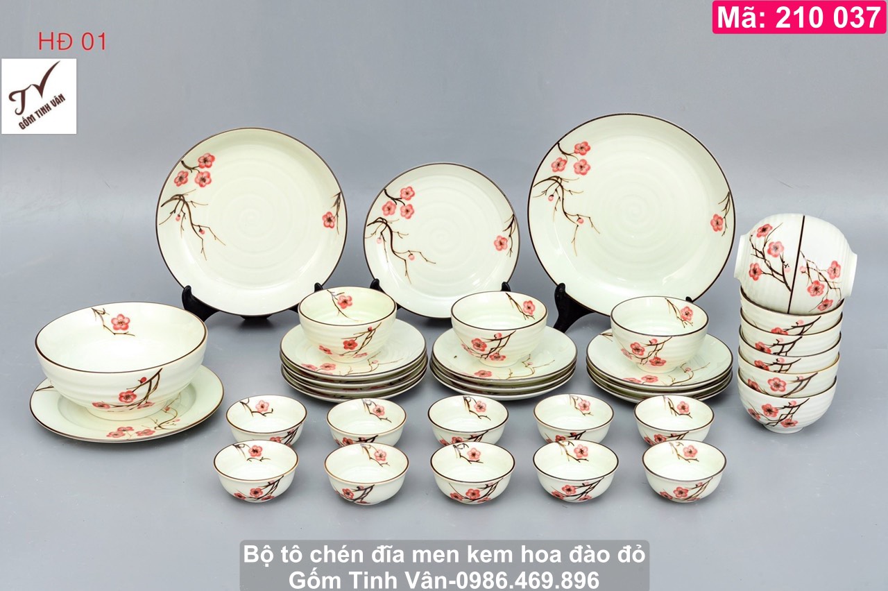 Trọn bộ tô chén đĩa men kem hoa đào đỏ, mã 210037, hoa văn vẽ tay nhẹ nhàng, sang trọng, đầy đủ bộ bàn ăn, tô đĩa muỗng, chén cơm, gốm sứ bát tràng tinh vân