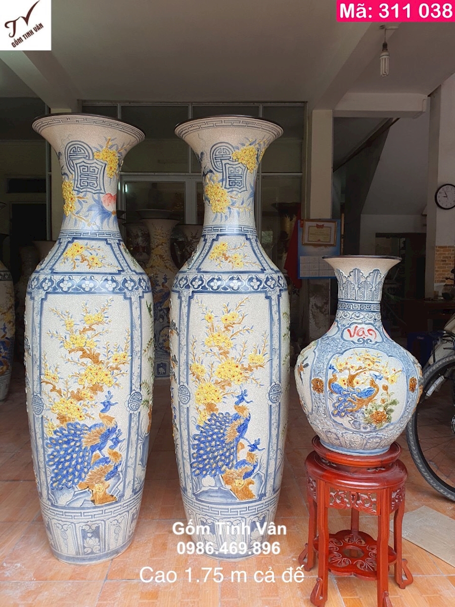Lọ lục bình tứ quý men rạn cổ, mã 311038, cảnh Xuân Hạ Thu Đông, đắp nổi 3D, trưng phòng khách, phòng thờ, cao 1.75m cả đế sứ, độc bình dáng tỏi cao 60 cm chưa đế