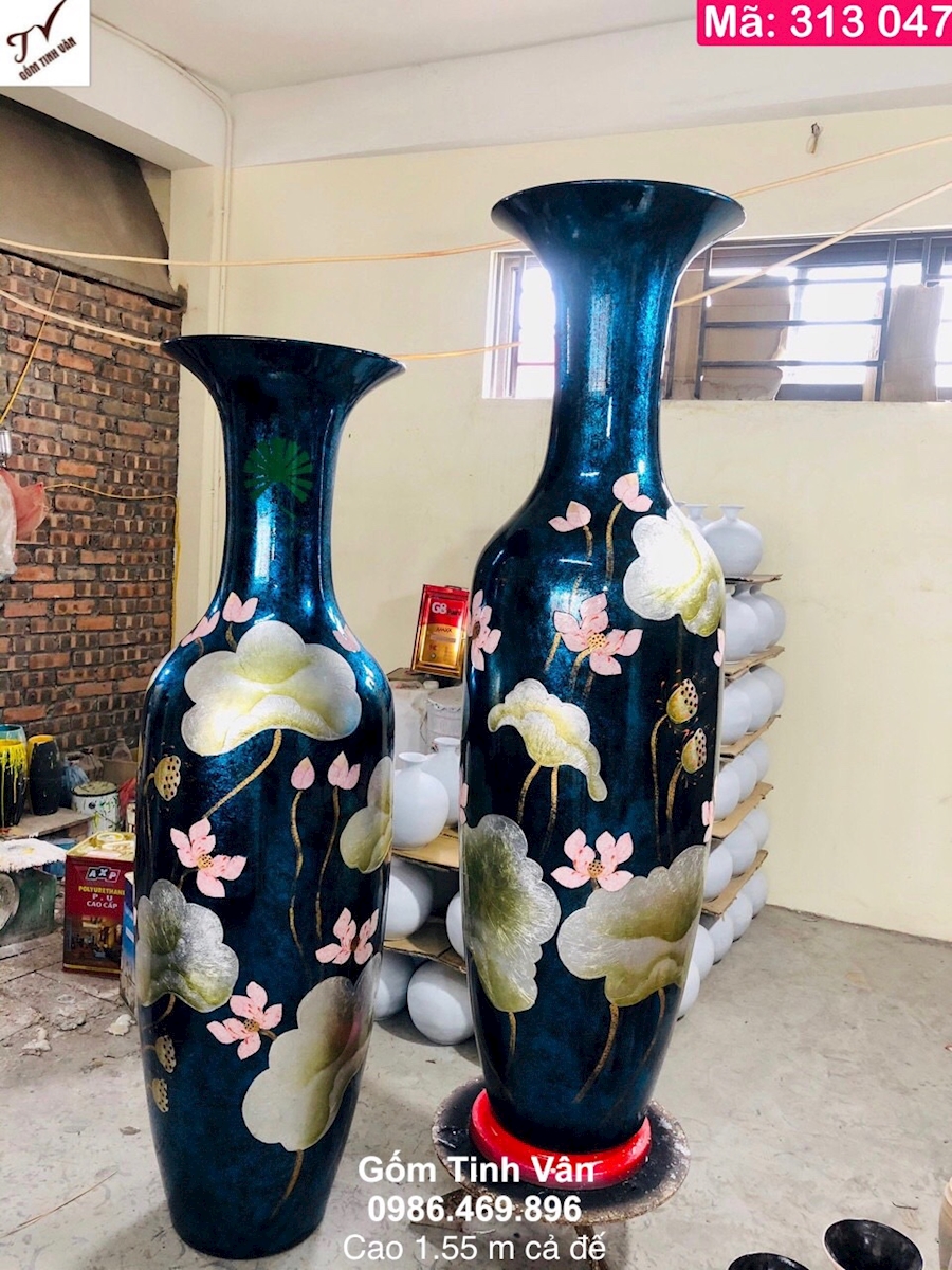 Lọ lục bình sơn mài cốt gốm, mã 313047, cao 1.55m cả đế, màu xanh tím, hoa sen ánh bạc vẽ tay, lọ lộc bình phong thuỷ, sang trọng đẳng cấp, cặp lục bình gốm bát tràng