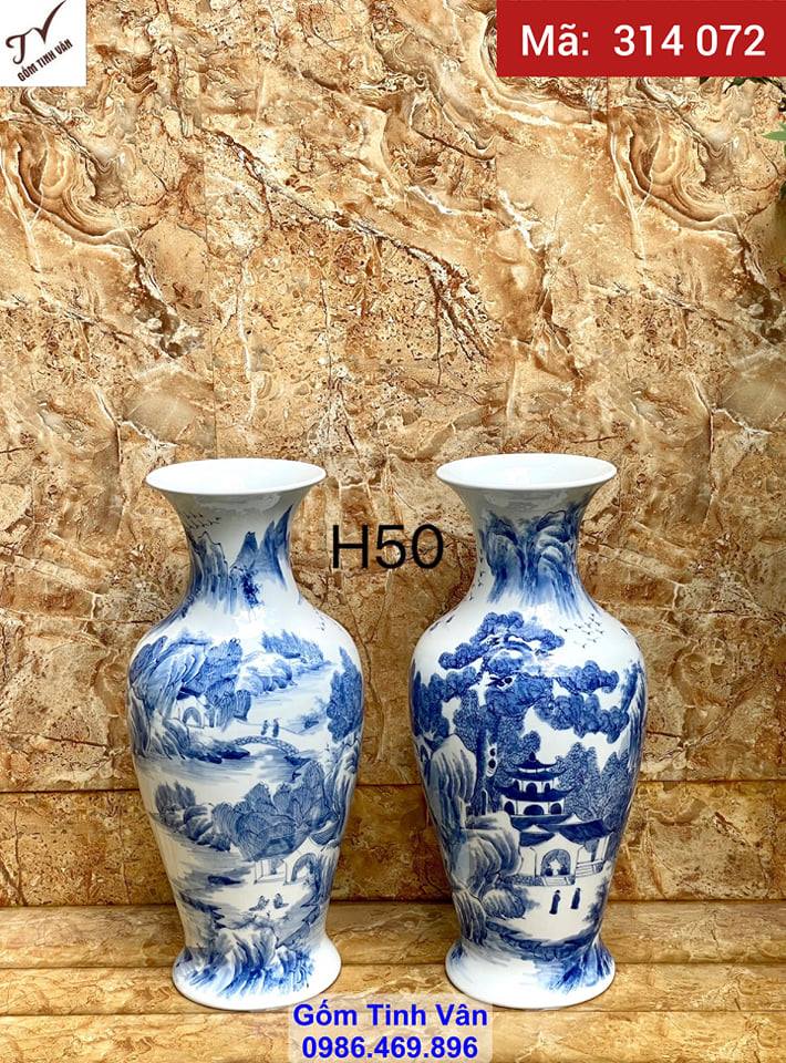 Cặp tiểu lục bình, mã 314072, hoa văn vẽ kỹ men xanh lam truyền thống, cao 50 ngang 20 cm, họa tiết sắc nét, tinh xảo, công phu, trưng bày phòng khách, phòng thờ, bình gốm phong thủy mang tài lộc cho gia chủ, gốm sứ bát tràng tinh vân