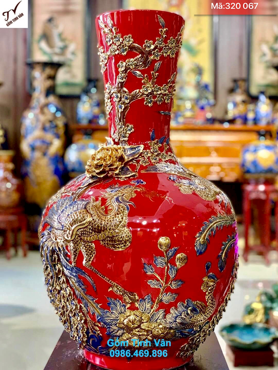Lọ độc bình dáng tỏi mệnh hoả, mã 320067, cao 60 cm, chạm nổi 3D công phượng, hoa mẫu đơn, vẽ vàng 24k sang trọng đẳng cấp, do nghệ nhân chế tác, ý nghĩa vinh hoa phú quý, thăng quan tiến chức, độc bình phong thuỷ gốm bát tràng