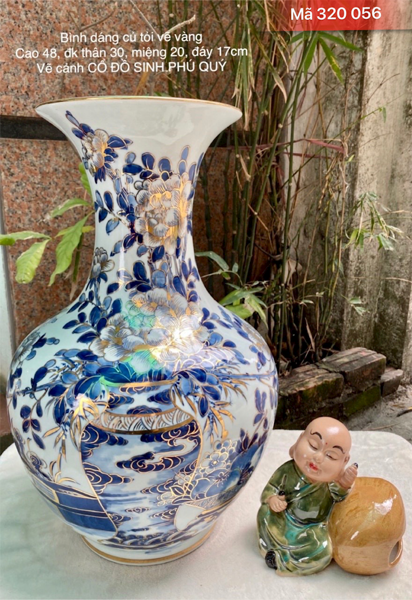 Bình dáng tỏi vẽ vàng 24 k, mã 320056, cảnh tứ quý cổ đồ sinh phú quý, hoa văn vẽ kỹ, xanh lam truyền thống, cao 48 dk 30 cm, gốm bát tràng cao cấp