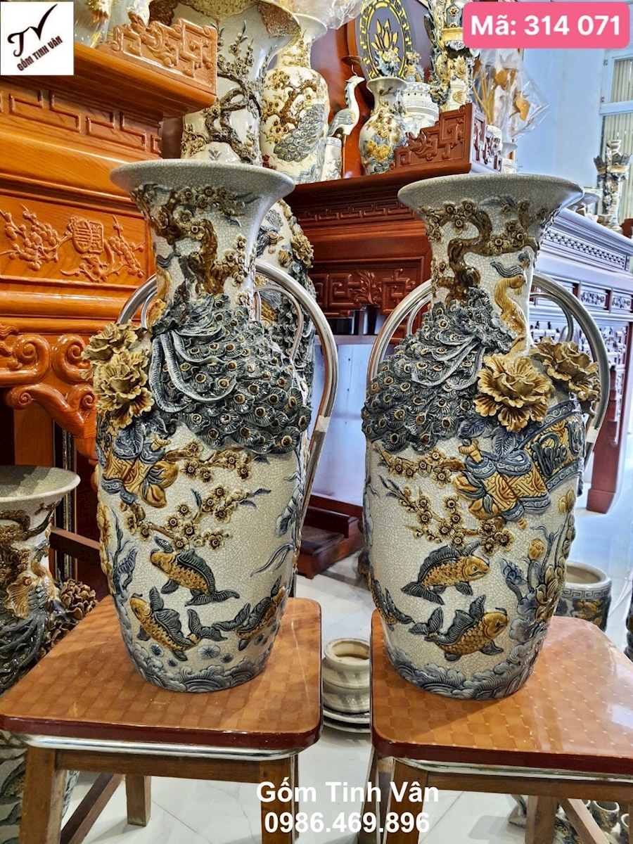 Cặp tiểu lục bình, lộc bình, cao 50 cm, mã 314071, phúc lộc thọ, cửu ngư quần tụ, chim công hoa mẫu đơn, vinh hoa phú quý, đủ các ý nghĩa phong thủy trên cặp bình, nghệ nhân chế tác tinh xảo, hoa văn đắp nổi 3D sống động, gốm sứ bát tràng tinh vân