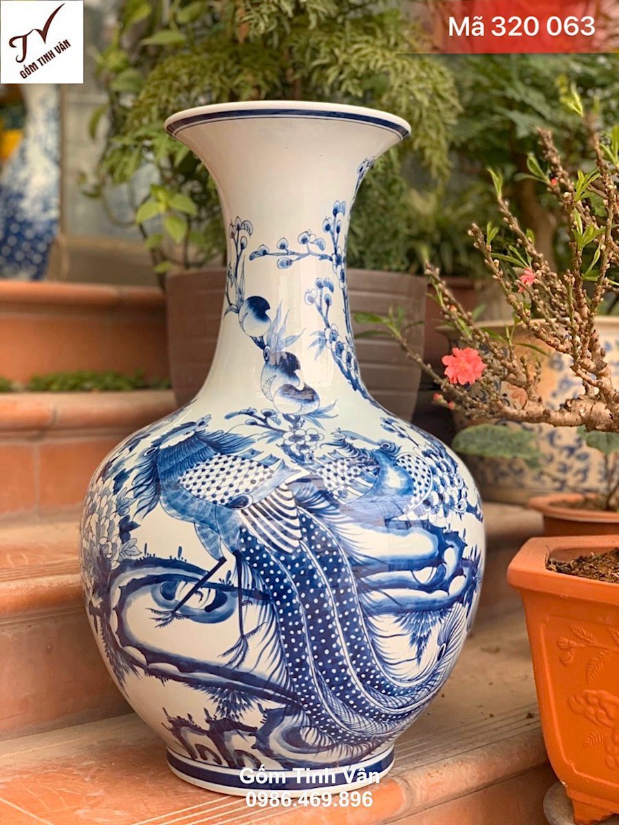 Lọ độc bình dáng tỏi cao 52 cm, mã 320063, hoa văn vẽ tay cảnh phượng hoàng, xanh lam truyền thống, gốm bát tràng
