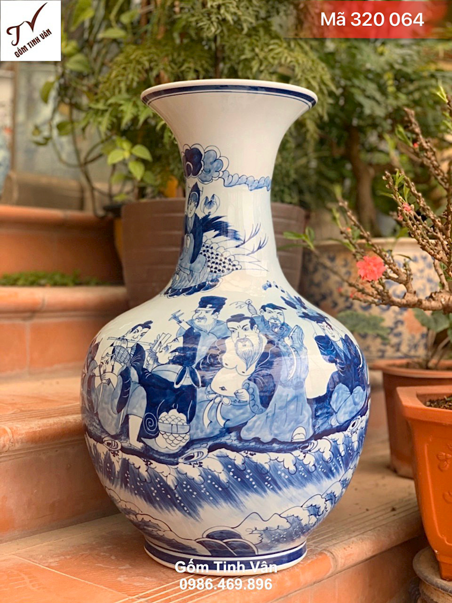 Lọ độc bình dáng tỏi cao 56 cm, mã 320064, hoa văn vẽ tay cảnh bát tiên quâ hải, xanh lam truyền thống, gốm bát tràng