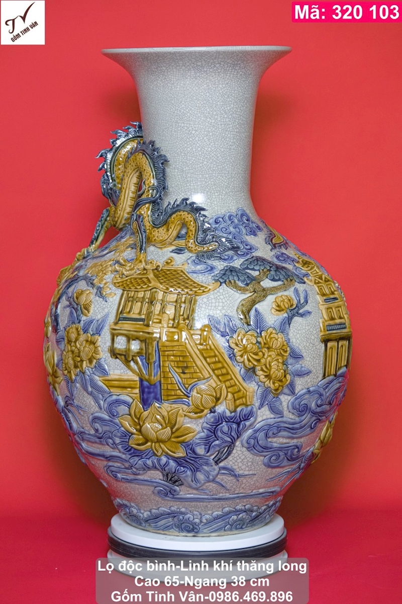 Lọ độc bình dáng tỏi, mã 320103, men rạn cổ, hoa văn đắp nổi 3D, rồng cuốn, linh khí thăng long, cao 65 ngang 38 cm, bình gốm phong thuỷ bát tràng tinh vân