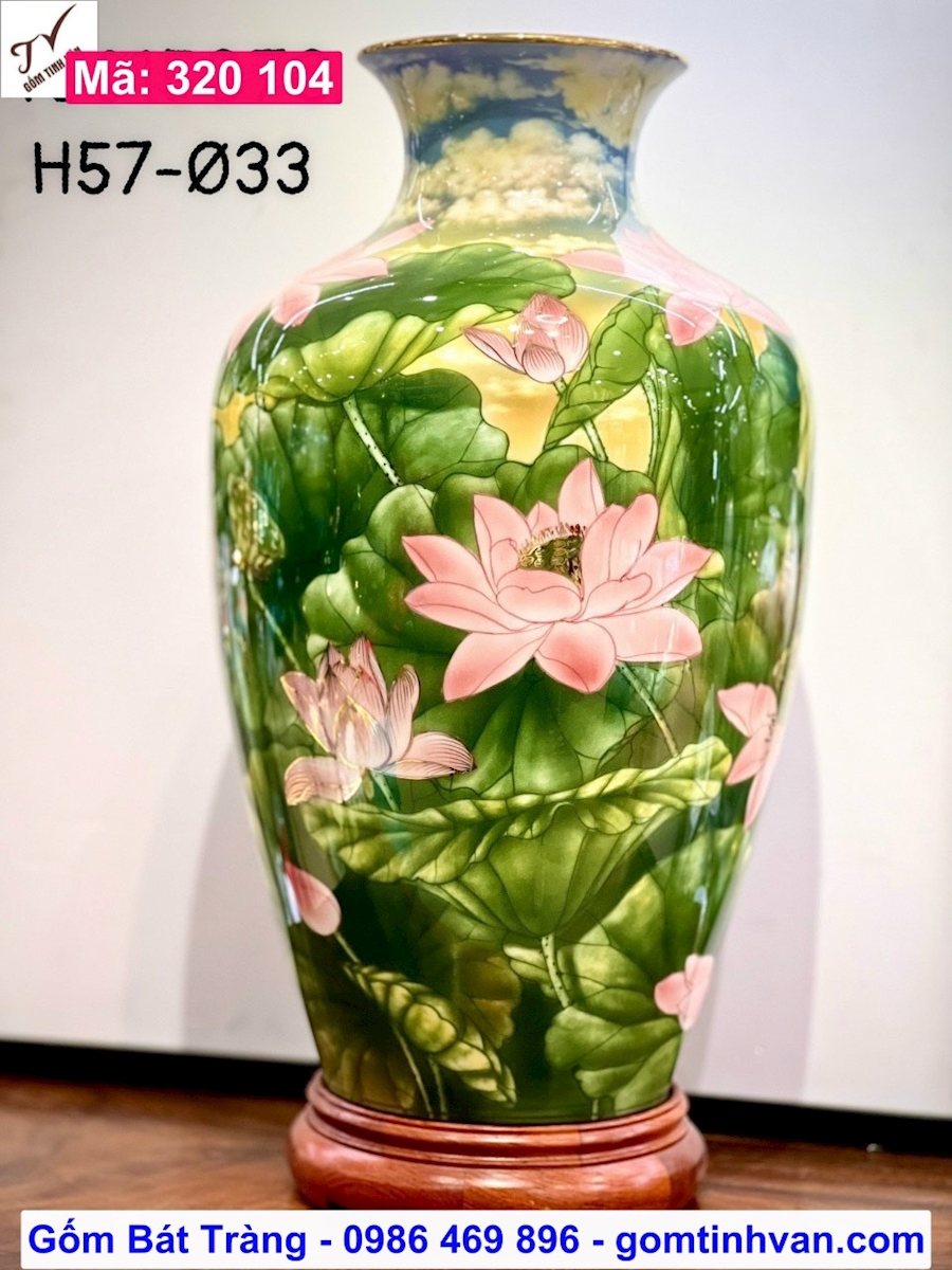 Bảo bình vẽ 3D, cá chép hoa sen, diên niên hữu dư, mã 320104, men xanh ngọc lục bảo, hoa văn vẽ tay sắc nét, sâu cảnh, kết hợp vẽ vàng 24 k cao cấp, bình gốm phong thủy hút tài lộc, cao 57 đk 33 cm, gốm bát tràng tinh vân