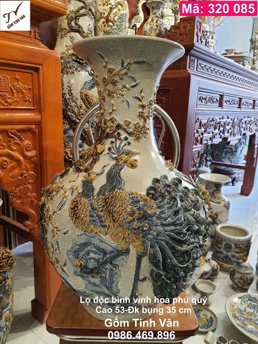 Lọ độc bình dáng tỏi, mã 320085, men rạn cổ, hoa văn đắp nổi 3D, chim công hoa đào, hoa mẫu đơn, ý nghĩa vinh hoa phú quý, cao 53 dk 35 cm, gốm sứ bát tràng tinh vân