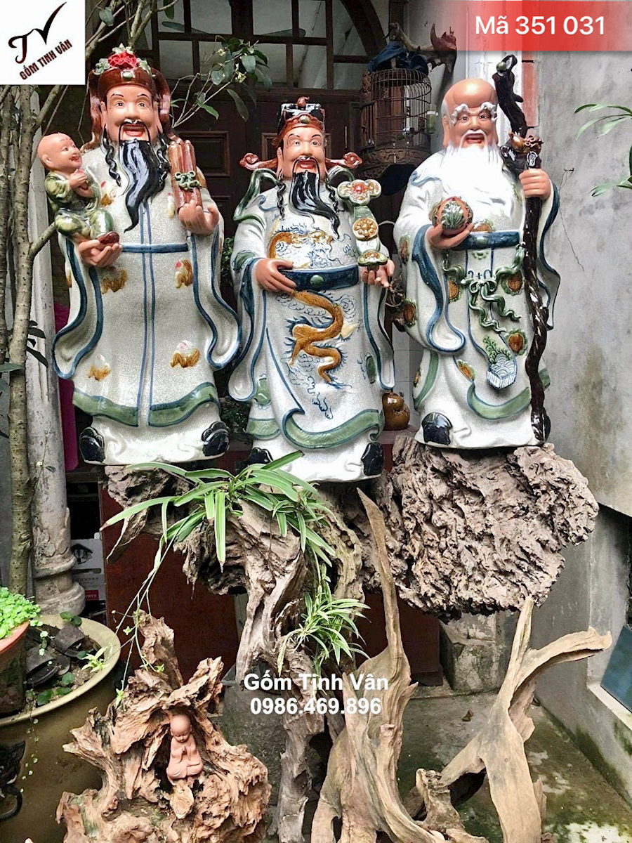 Tượng tam đa phúc lộc thọ men rạn cổ, mã 351031, đủ cỡ 30-40-50-60-70-90 cm, hoa văn chạm nổi, ý nghĩa phong thuỷ mang tài lộc hạnh phúc đến gia chủ, gốm bát tràng