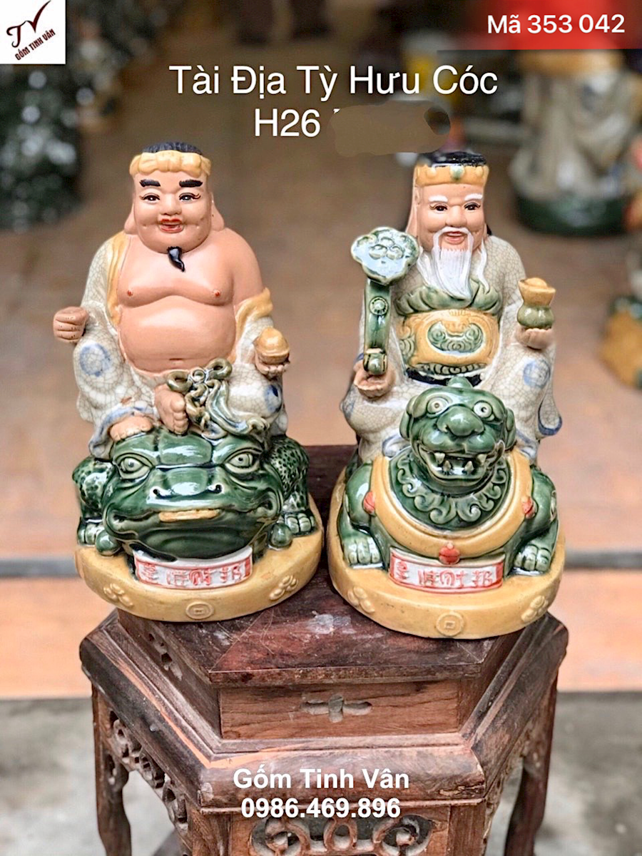 Bộ tượng thần tài địa, mã 353042, hoa văn đắp nổi 3D tỳ hưu cóc ngậm tiền, cao 26 cm, men rạn cổ kết hợp xanh ngọc lục bảo cao cấp, đồ thờ bát tràng tinh vân