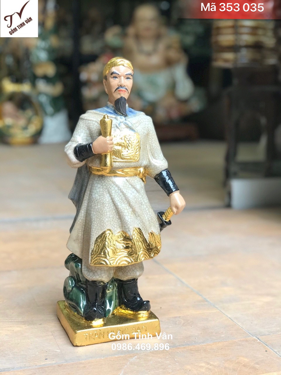 Tượng tướng Trần Hưng Đạo, mã 353035, men rạn cổ, rát vàng 24 k, cao 40 cm, tượng gốm bát tràng cao cấp