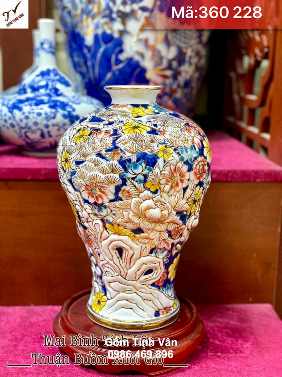 Mai bình tích lộc thuận buồm xuôi gió, mã 360228, men xanh mệnh thuỷ, vẽ ngàn hoa, hoa văn đắp nổi 3D, vẽ vàng 24k tinh xảo, bình gốm phong thuỷ, vạn sự như ý, phát tài phát lộc, cao 42 cm, mai bình hút lộc vẽ vàng gốm bát tràng