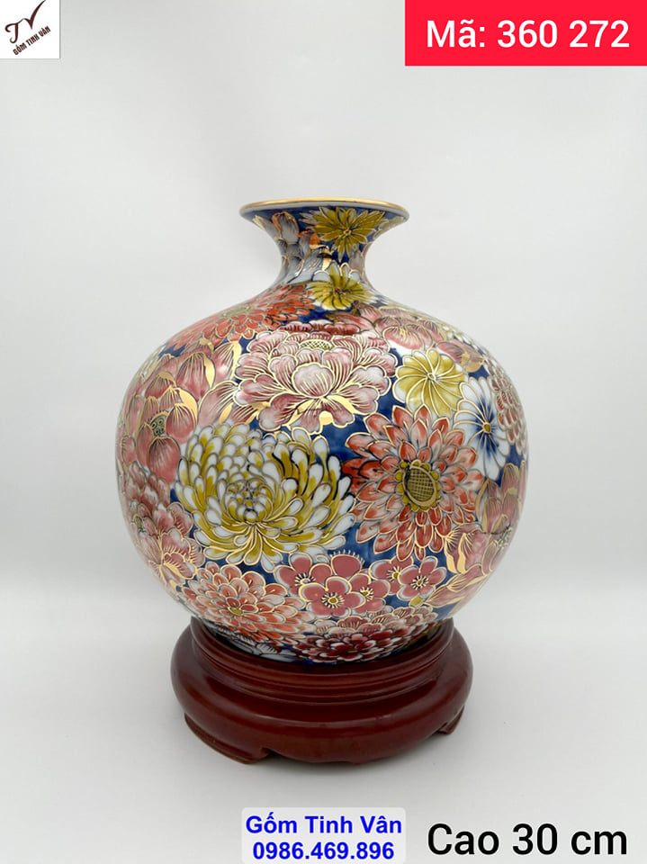 Bình hut tài lộc cá chép hoa sen, vẽ vàng 24k, cá chép liên hoa, đời đời no đủ, mã 360272, cao 30 ngang 26 cm, bình gốm phong thủy, gốm sứ bát tràng tinh vân