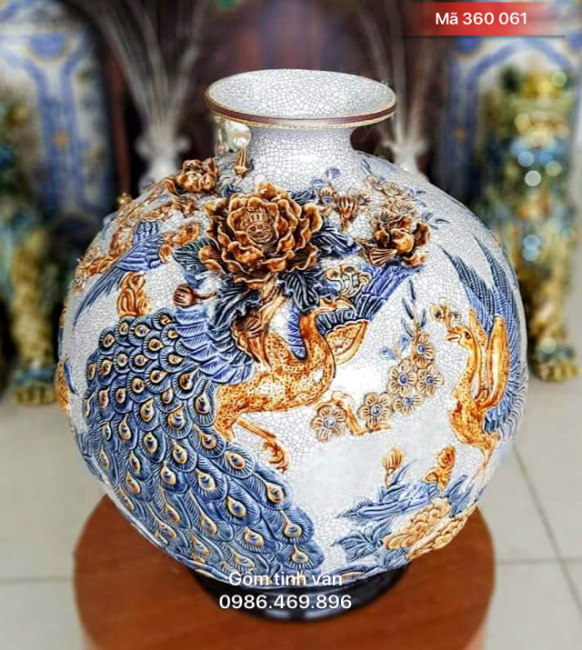 Bình hút tài lộc, mã 360061, men rạn cổ, đắp nổi chim công, hoa phù dung, cao 30 cm, gốm bát tràng, tinh vân