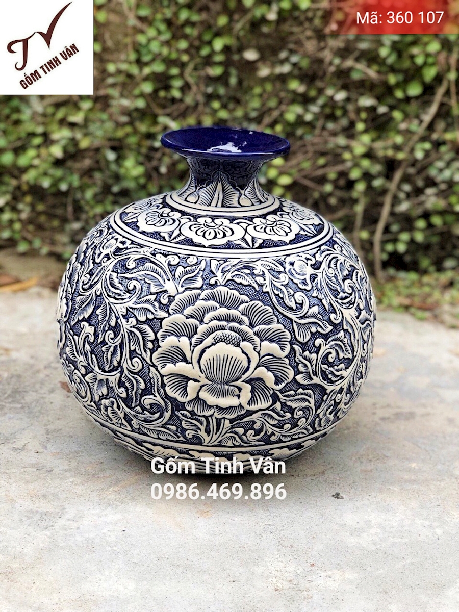 Bình hút tài lộc, mã 360107, chạm khắc hoa phù dung đắp nổi, men xanh cổ, cao 30 cm, gốm bát tràng, tinh vân