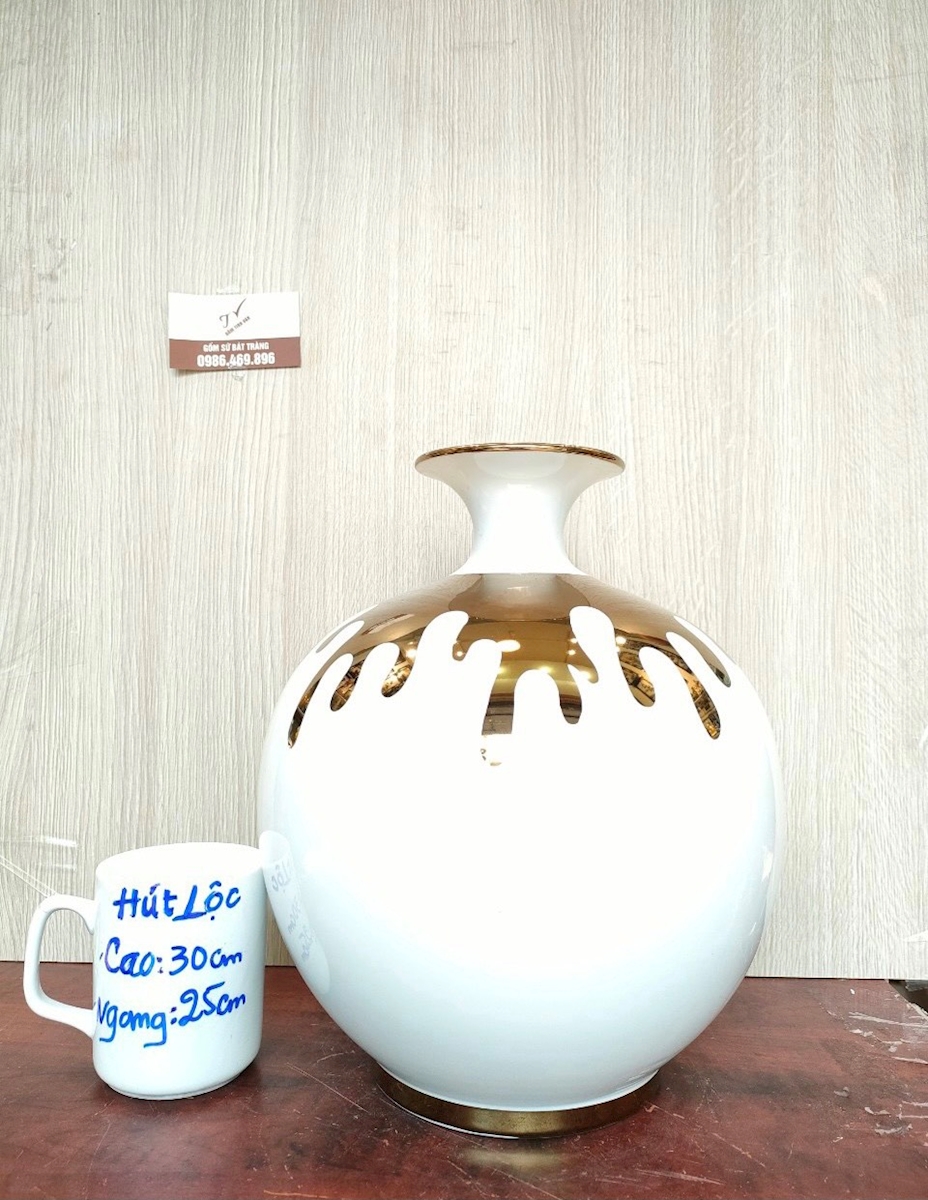 Bình hút tài lộc men trắng, cao 30 cm, mã 360285, vẽ vàng 24k, gốm bát tràng tinh vân