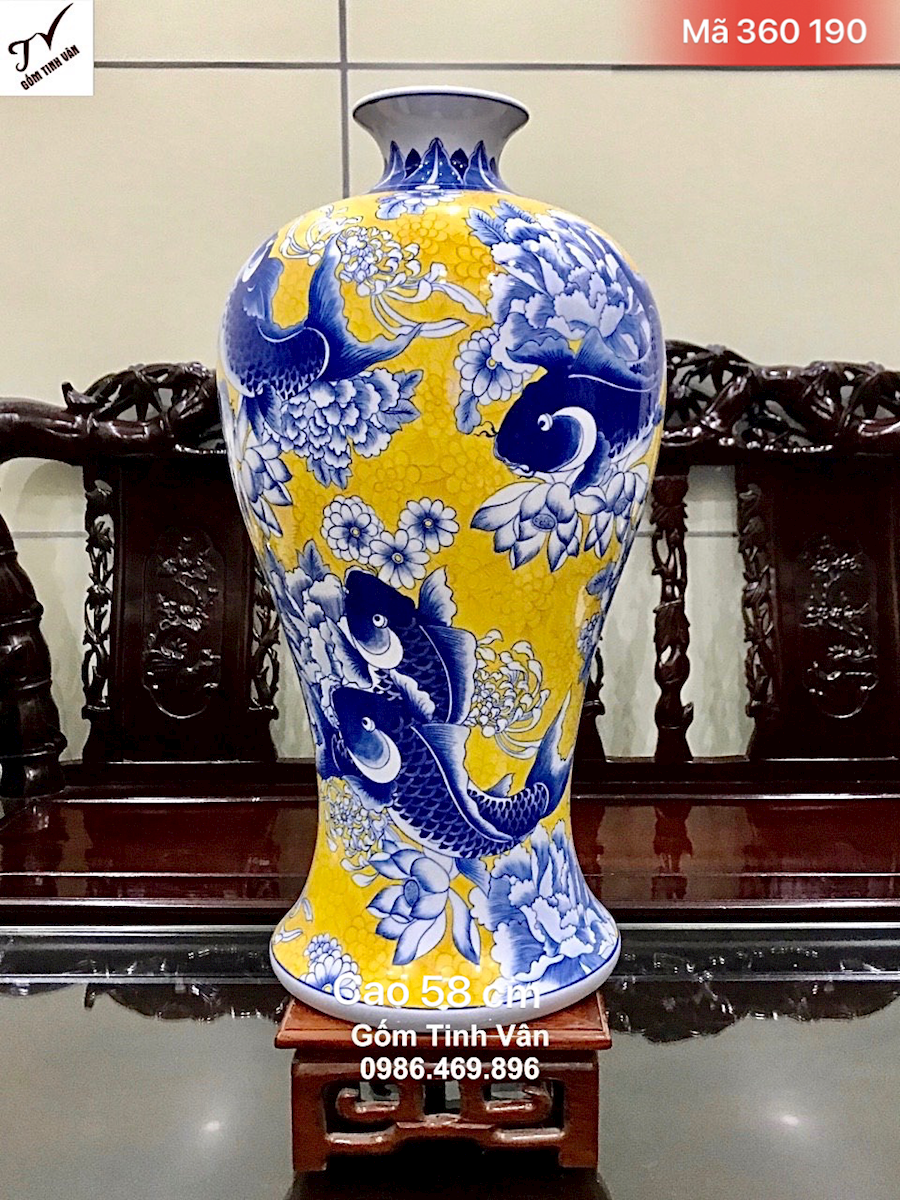Mai bình phú quý cao 58 cm, mã 360190, men vàng hoàng kim, vẽ tay cảnh cá chép liên hoa, diên niêm hữu dư, đời đời no đủ, hoa văn xanh lam truyền thống, gốm sứ bát tràng cao cấp