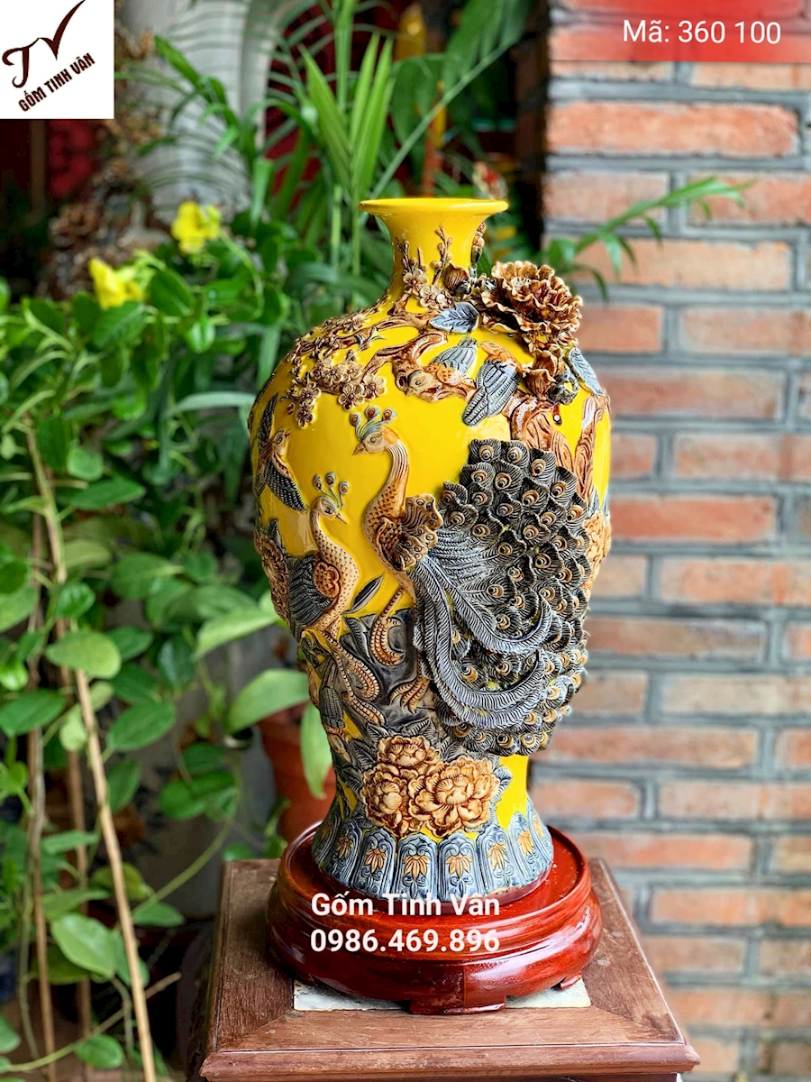 Mai bình phú quý, hút tài lộc, mã 360100,  bình phong thủy, cao 50cm, đắp nổi chim công, vinh hoa phú quý, men vàng, mệnh kim, gốm bát tràng, tinh vân