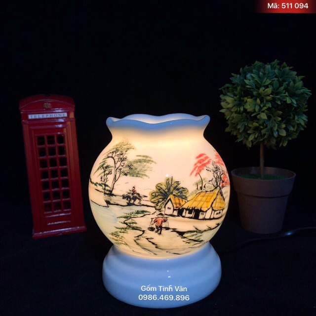 Đèn xông tinh dầu điện, đèn ngủ, mã 511094, vẽ cảnh, cao 15 cm, gốm bát tràng tinh vân