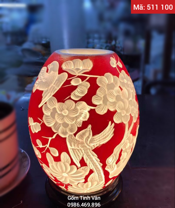 Đèn xông tinh dầu điện, mã 511100, hoa văn chạm khắc, chim hoa nền đỏ, cao 24 cm, gốm bát tràng, tinh vân