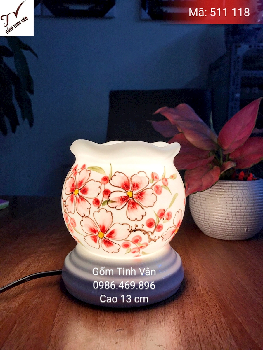 Đèn xông tinh dầu miệng lượn, mã 511118, cao 13 cm, sứ thấu quang, vẽ hoa mai đỏ, gốm sứ bát tràng, tinh vân