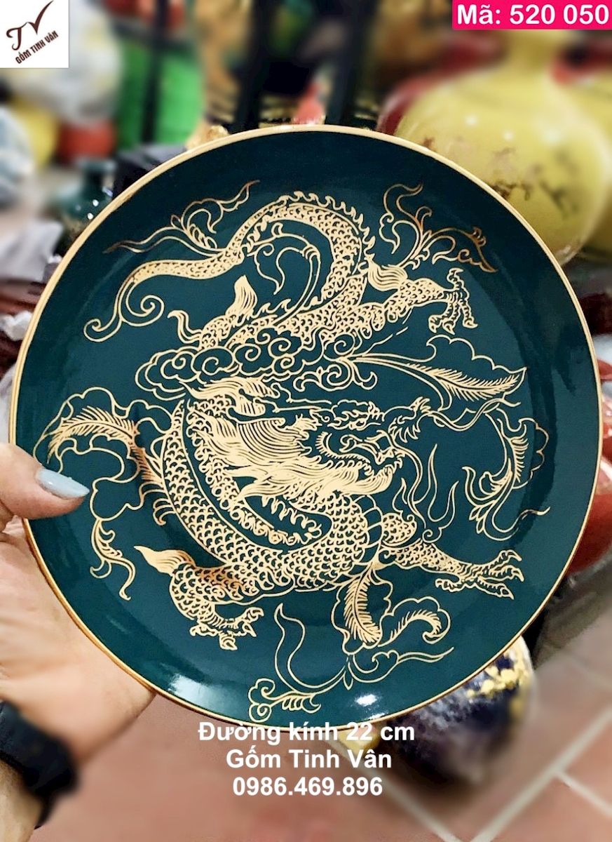 Đĩa cảnh men xanh ngọc lục bảo, mã 520050, đường kính 22cm, rồng cuốn mây vẽ vàng 24k, trưng bày, quà biếu tặng sang trọng, gốm bát tràng cao cấp