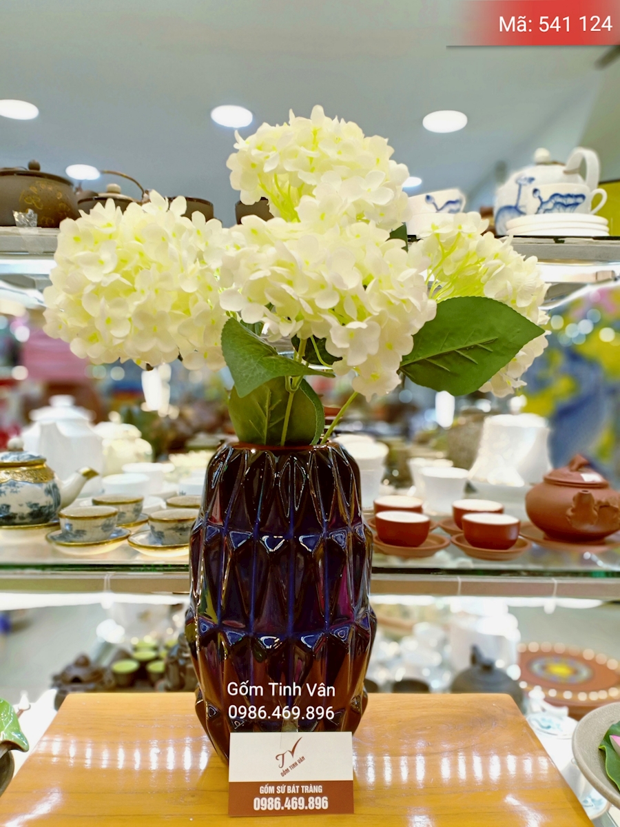 Bình bông men xanh hoả biến, mã 541124, cao 26 cm, dáng kim cương, hoa cẩm tú cầu trắng, gốm bát tràng, tinh vân